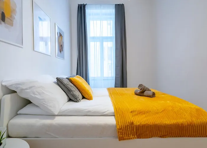 Wave - 3 Bedroom In Center Budapest